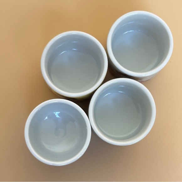 Japanese Geisha Woman In Kimono Sake Tea Cup Set of 4 - Picture 3 of 10